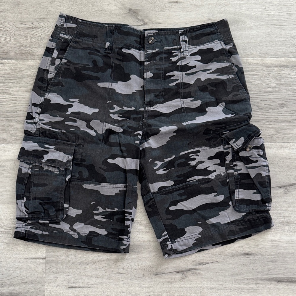 Mossimo Supply Co. Black and Gray Cargo Shorts